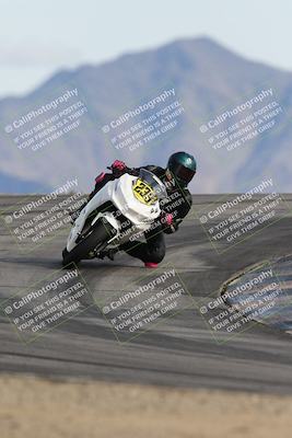 media/Nov-16-2025-Race Pace (Sun) [[8c5fa54630]]/Verified Riders/8-Turn 12 (120pm)/